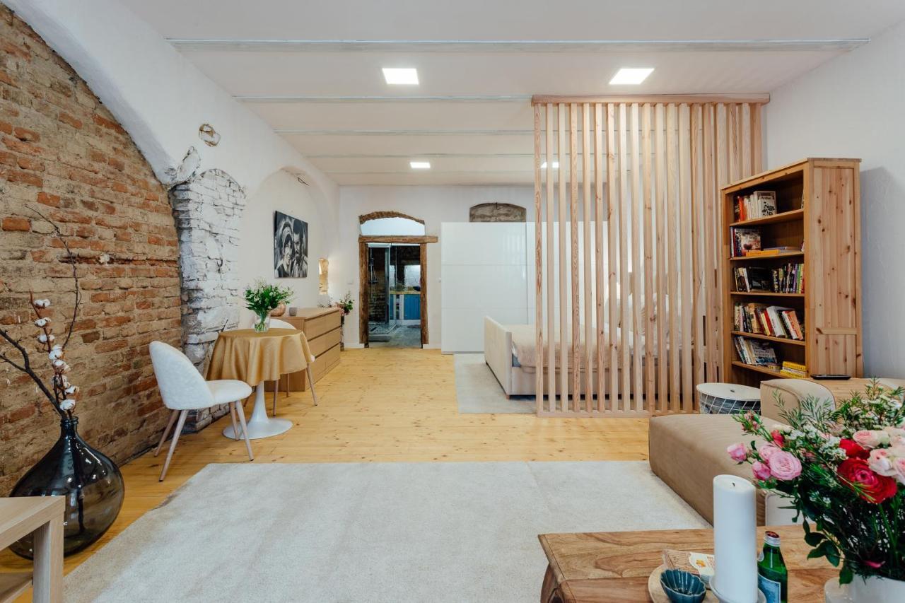 Priestranny Apartman Moja Marina V Srdci Stiavnice Banska Stiavnica Bagian luar foto