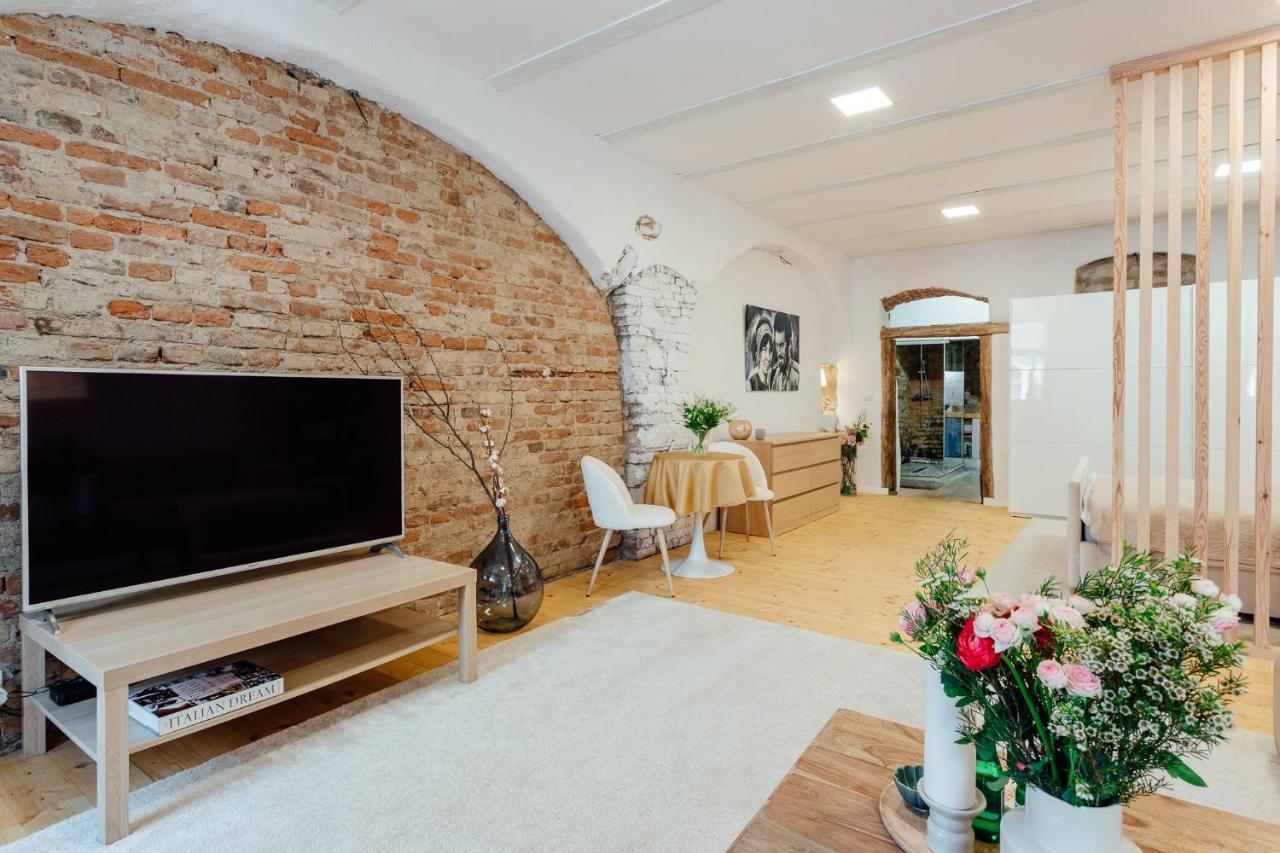 Priestranny Apartman Moja Marina V Srdci Stiavnice Banska Stiavnica Bagian luar foto